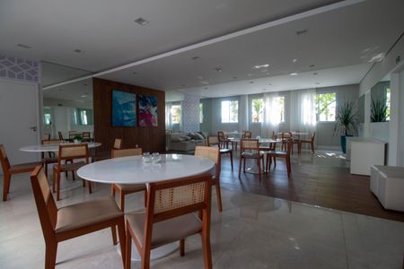 Apartamento à venda com 35m², 2 quartos e 1 vaga Apartamento à venda com 35m², 2 quartos e 1 vagaArea Comum