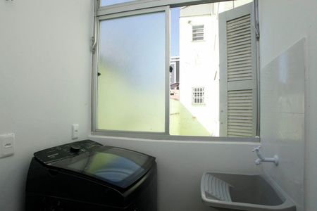 Studio à venda com 28m², 1 quarto e sem vagaCozinha + Área de Serviço