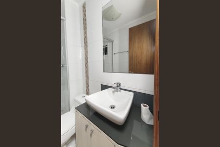 Apartamento para alugar com 66m², 2 quartos e sem vaga Apartamento para alugar com 66m², 2 quartos e sem vagaBanheiro 2