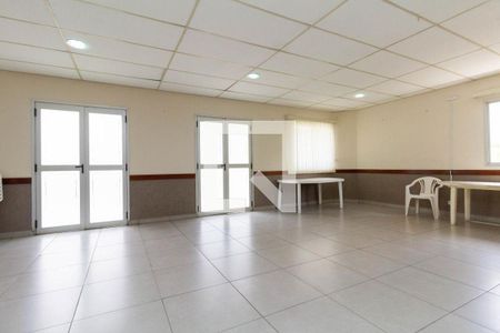 Apartamento à venda com 52m², 3 quartos e 1 vaga Apartamento à venda com 52m², 3 quartos e 1 vagaÁrea comum - Salão de festas