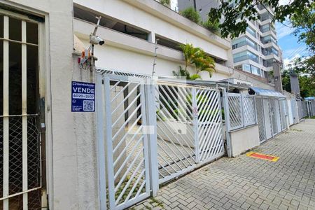 Apartamento à venda com 52m², 3 quartos e 1 vaga Apartamento à venda com 52m², 3 quartos e 1 vagaFachada - plaquinha