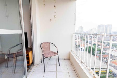 Apartamento à venda com 52m², 3 quartos e 1 vaga Apartamento à venda com 52m², 3 quartos e 1 vagaVaranda