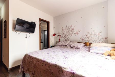 Apartamento à venda com 150m², 3 quartos e 2 vagas Apartamento à venda com 150m², 3 quartos e 2 vagasSuíte