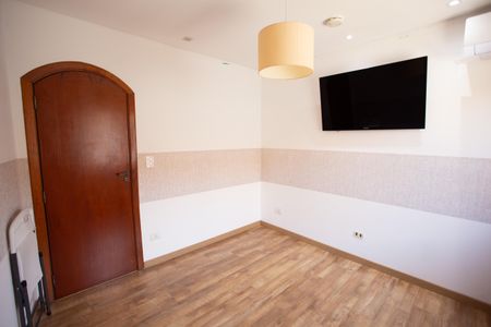 Casa à venda com 235m², 3 quartos e 3 vagas Casa à venda com 235m², 3 quartos e 3 vagasQuarto 1
