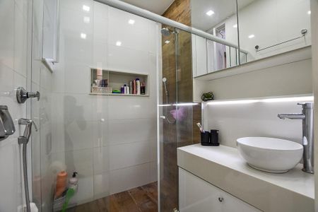 Apartamento à venda com 68m², 2 quartos e sem vagaÁrea de Serviço