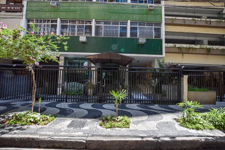 Apartamento à venda com 68m², 2 quartos e sem vagaFachada