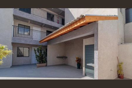 Apartamento à venda com 33m², 2 quartos e 1 vaga