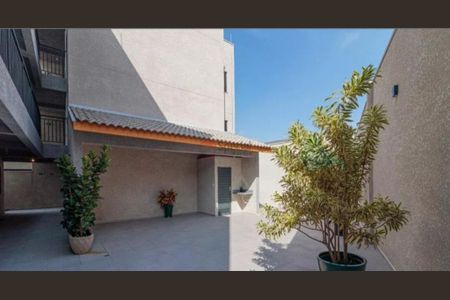 Apartamento à venda com 33m², 2 quartos e 1 vaga