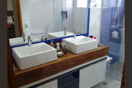 Casa à venda com 298m², 4 quartos e 3 vagas