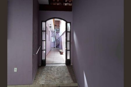 Casa à venda com 200m², 2 quartos e 3 vagas