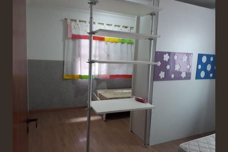 Casa à venda com 200m², 2 quartos e 3 vagas