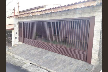 Casa à venda com 200m², 2 quartos e 3 vagas