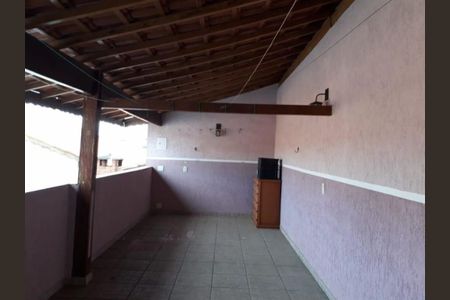 Casa à venda com 200m², 2 quartos e 3 vagas