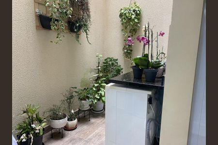 Casa à venda com 115m², 3 quartos e 2 vagas