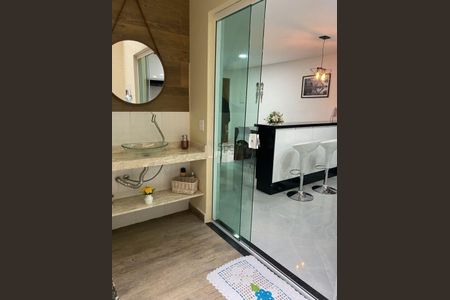 Casa à venda com 115m², 3 quartos e 2 vagas