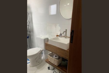 Casa à venda com 115m², 3 quartos e 2 vagas