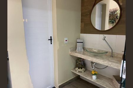 Casa à venda com 115m², 3 quartos e 2 vagas