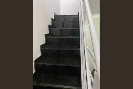 Casa à venda com 115m², 3 quartos e 2 vagas