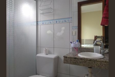 Casa à venda com 66m², 2 quartos e 1 vaga