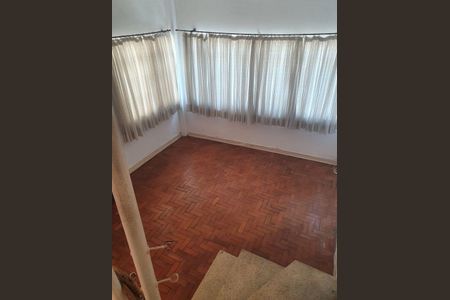 Casa à venda com 161m², 3 quartos e 2 vagas