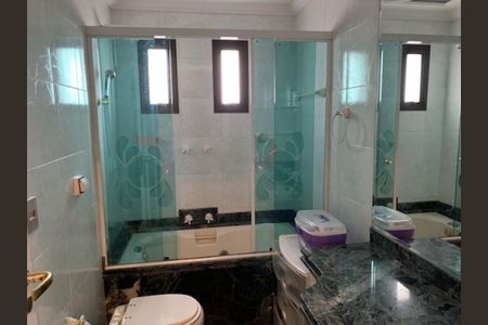 Apartamento à venda com 226m², 4 quartos e 4 vagas