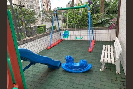 Apartamento à venda com 226m², 4 quartos e 4 vagas