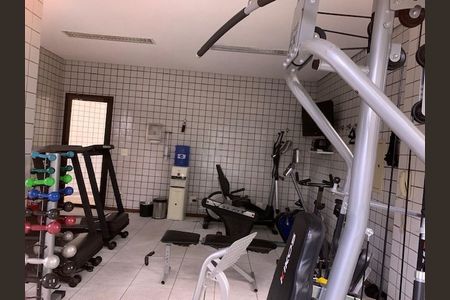 Apartamento à venda com 226m², 4 quartos e 4 vagas