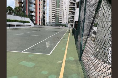 Apartamento à venda com 226m², 4 quartos e 4 vagas