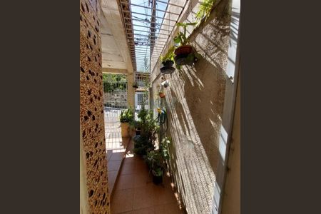 Casa à venda com 200m², 3 quartos e 1 vaga
