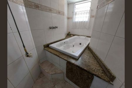 Casa à venda com 200m², 3 quartos e 1 vaga