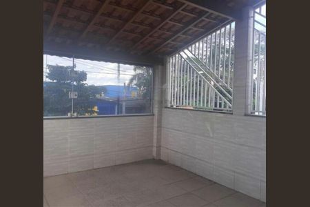 Casa à venda com 160m², 2 quartos e 1 vaga