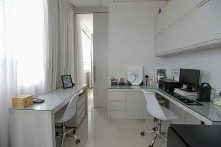 Apartamento à venda com 320m², 4 quartos e 4 vagas