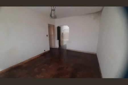 Casa à venda com 80m², 2 quartos e 1 vaga