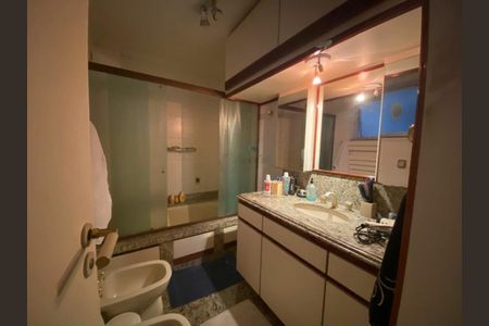 Apartamento à venda com 200m², 4 quartos e 5 vagas