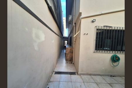 Casa à venda com 180m², 2 quartos e 2 vagas