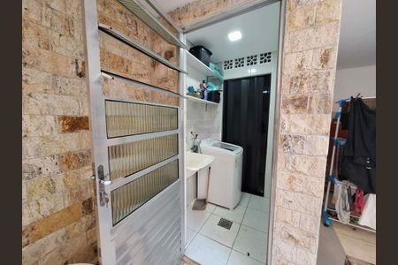 Casa à venda com 180m², 2 quartos e 2 vagas