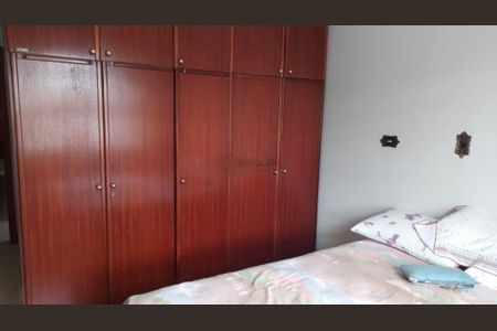 Casa à venda com 153m², 3 quartos e 2 vagas