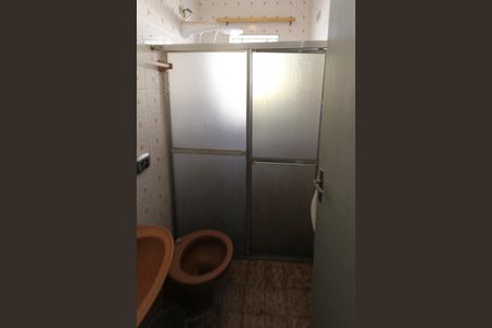 Casa à venda com 161m², 3 quartos e 2 vagas Casa à venda com 161m², 3 quartos e 2 vagasBanheiro da Suite