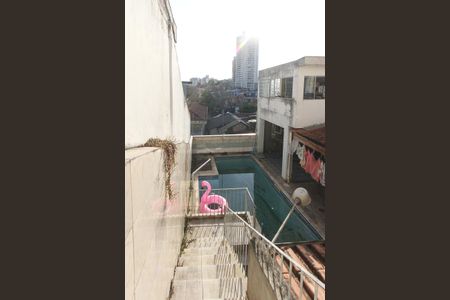 Casa à venda com 161m², 3 quartos e 2 vagas Casa à venda com 161m², 3 quartos e 2 vagasPiscina