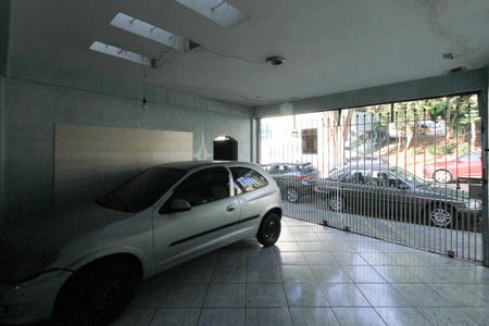 Casa à venda com 161m², 3 quartos e 2 vagas Casa à venda com 161m², 3 quartos e 2 vagasGaragem