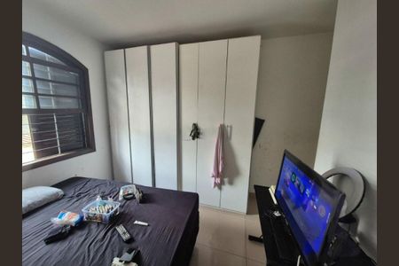 Casa à venda com 182m², 3 quartos e 2 vagas