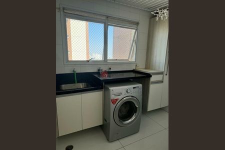 Apartamento à venda com 157m², 3 quartos e 4 vagas