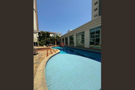 Apartamento à venda com 157m², 3 quartos e 4 vagas