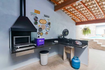 Casa à venda com 230m², 2 quartos e 4 vagas Casa à venda com 230m², 2 quartos e 4 vagasÁrea gourmet