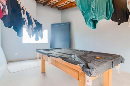 Casa à venda com 230m², 2 quartos e 4 vagas Casa à venda com 230m², 2 quartos e 4 vagasEspaço de Jogos