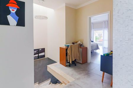 Casa à venda com 230m², 2 quartos e 4 vagas Casa à venda com 230m², 2 quartos e 4 vagasCorredor Quartos