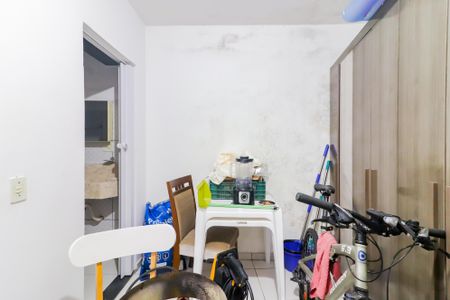 Casa à venda com 230m², 2 quartos e 4 vagas Casa à venda com 230m², 2 quartos e 4 vagasLavanderia Quarto de Serviço