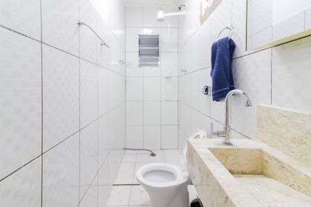 Casa à venda com 230m², 2 quartos e 4 vagas Casa à venda com 230m², 2 quartos e 4 vagasLavanderia Quarto de Serviço