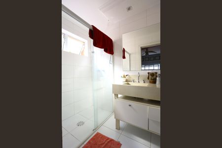 Casa à venda com 300m², 3 quartos e 3 vagasBanheiro