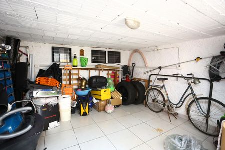 Casa à venda com 300m², 3 quartos e 3 vagasporão